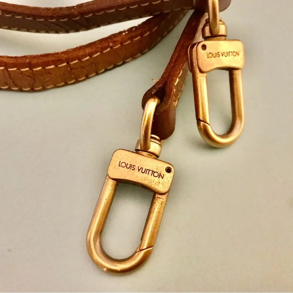 Louis Vuitton Pochette Shoulder Strap - Picture 6 of 15